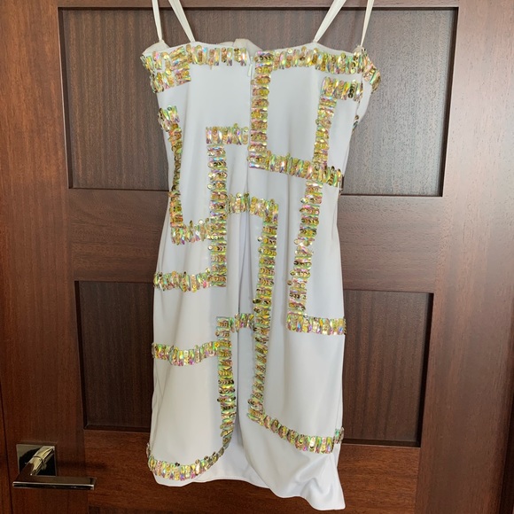 Vienna fitted dress - Picture 4 of 5